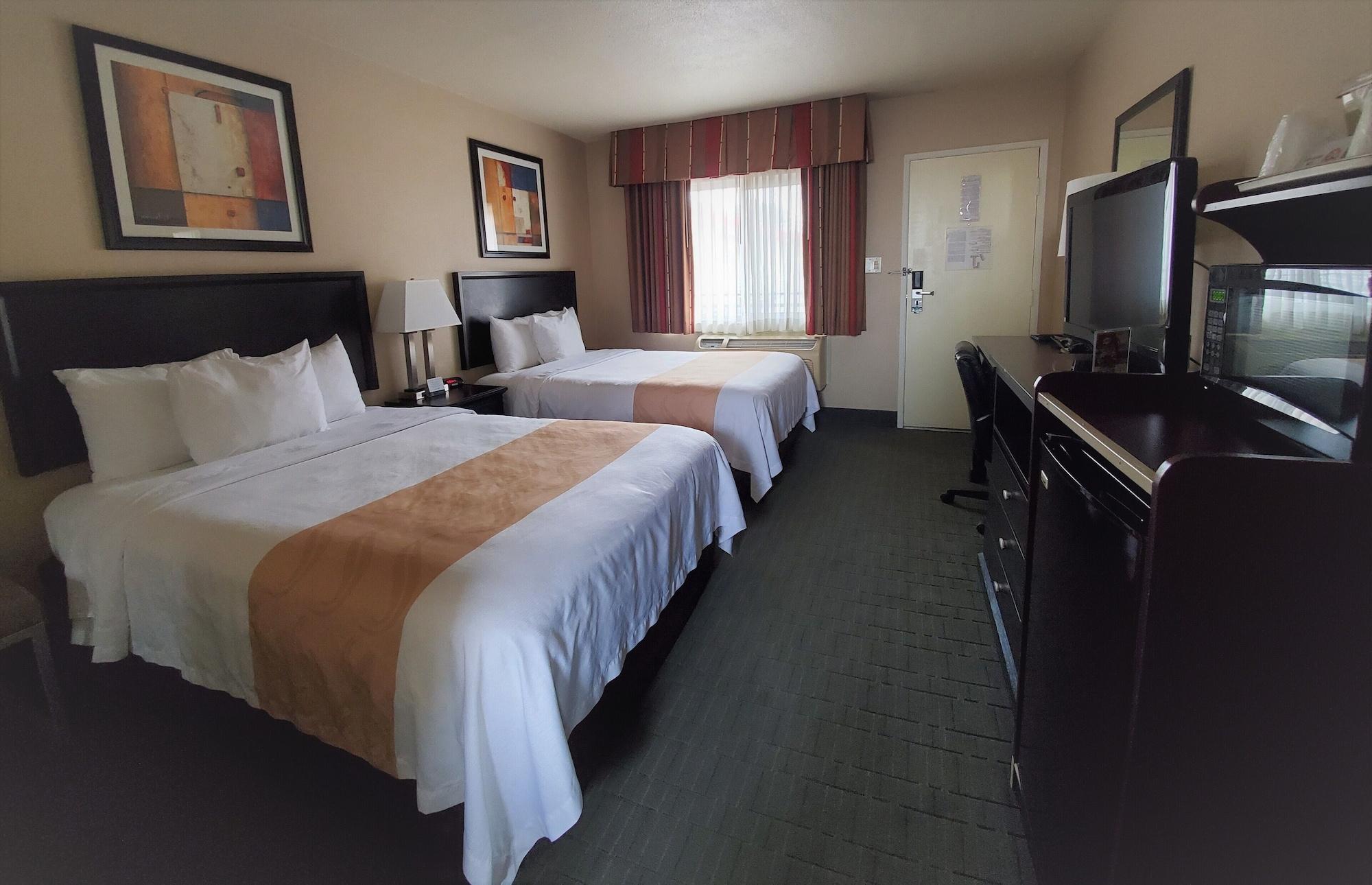 Quality Inn & Suites Anaheim At The Park Екстер'єр фото