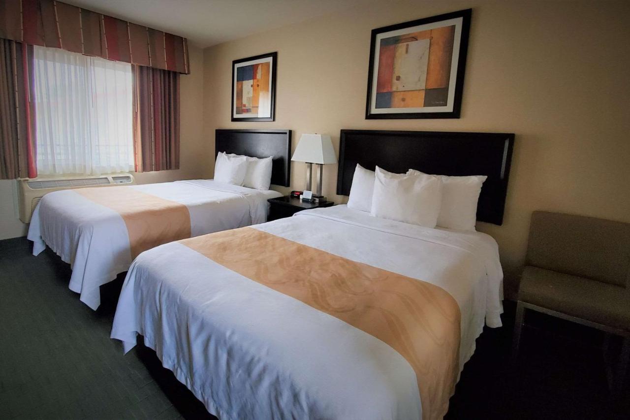 Quality Inn & Suites Anaheim At The Park Екстер'єр фото