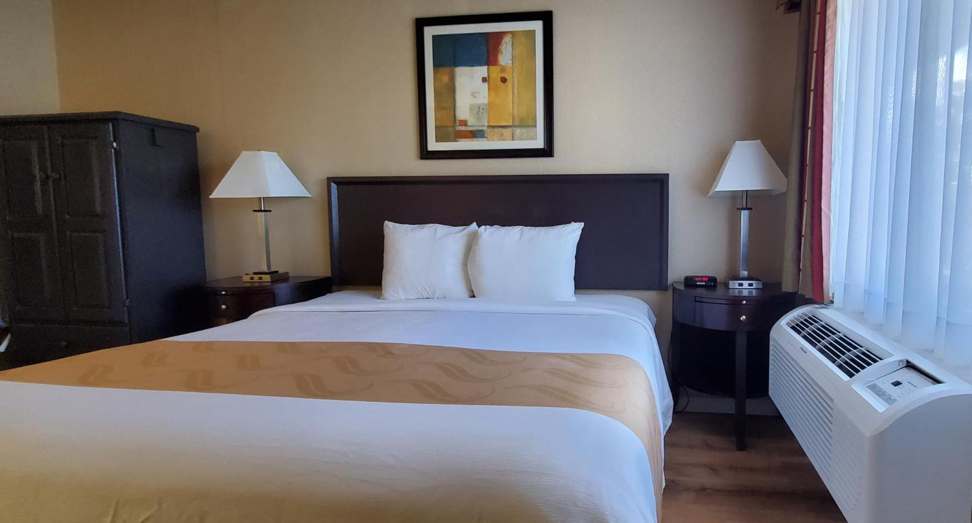 Quality Inn & Suites Anaheim At The Park Екстер'єр фото