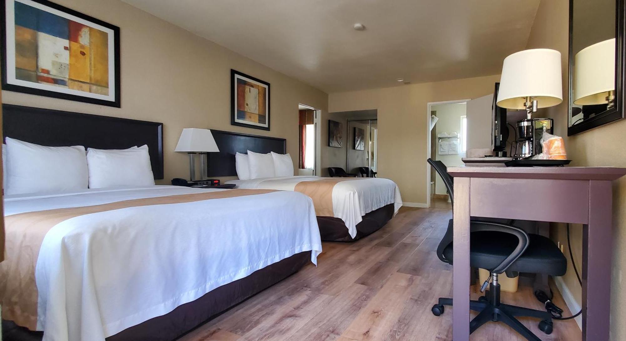Quality Inn & Suites Anaheim At The Park Екстер'єр фото